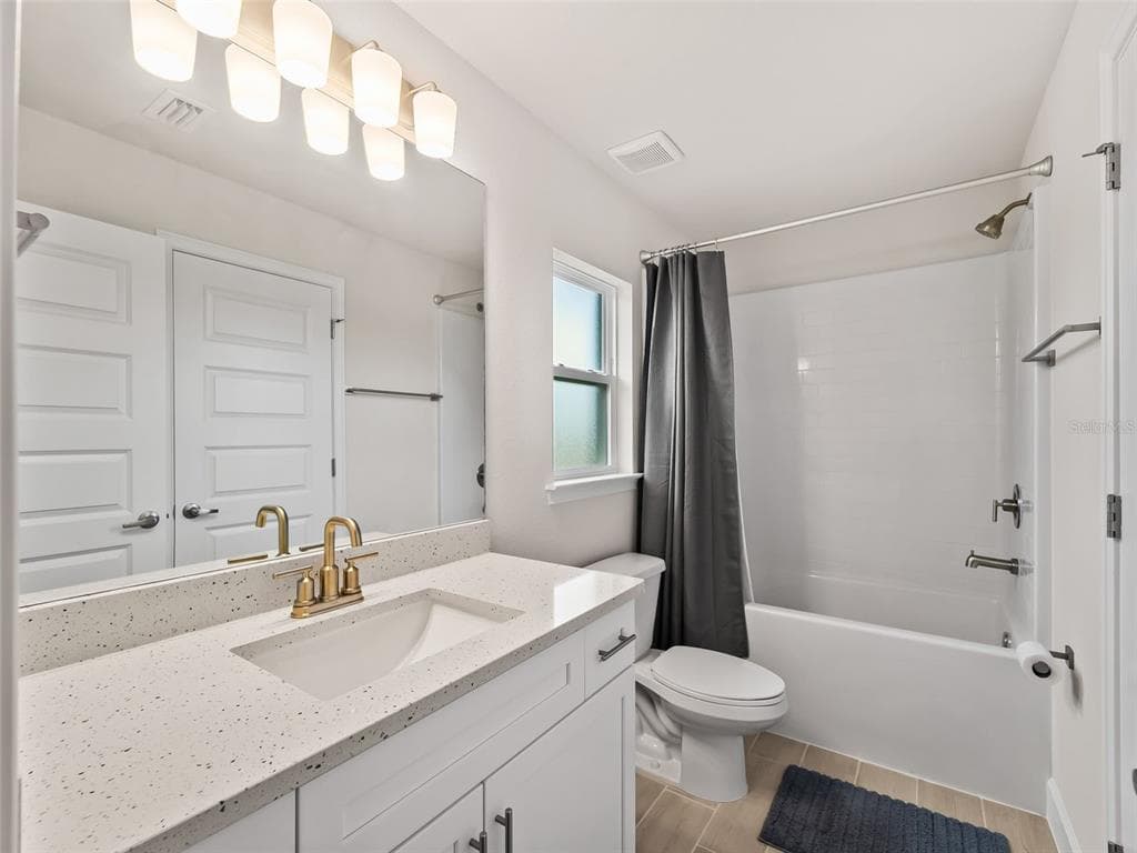 15712 ALDAMA CIRCLE photo 20
