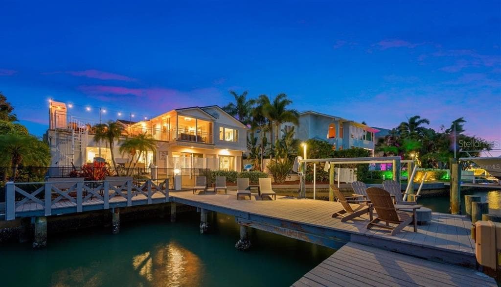 4545 HARBOR HILLS DRIVE photo 3