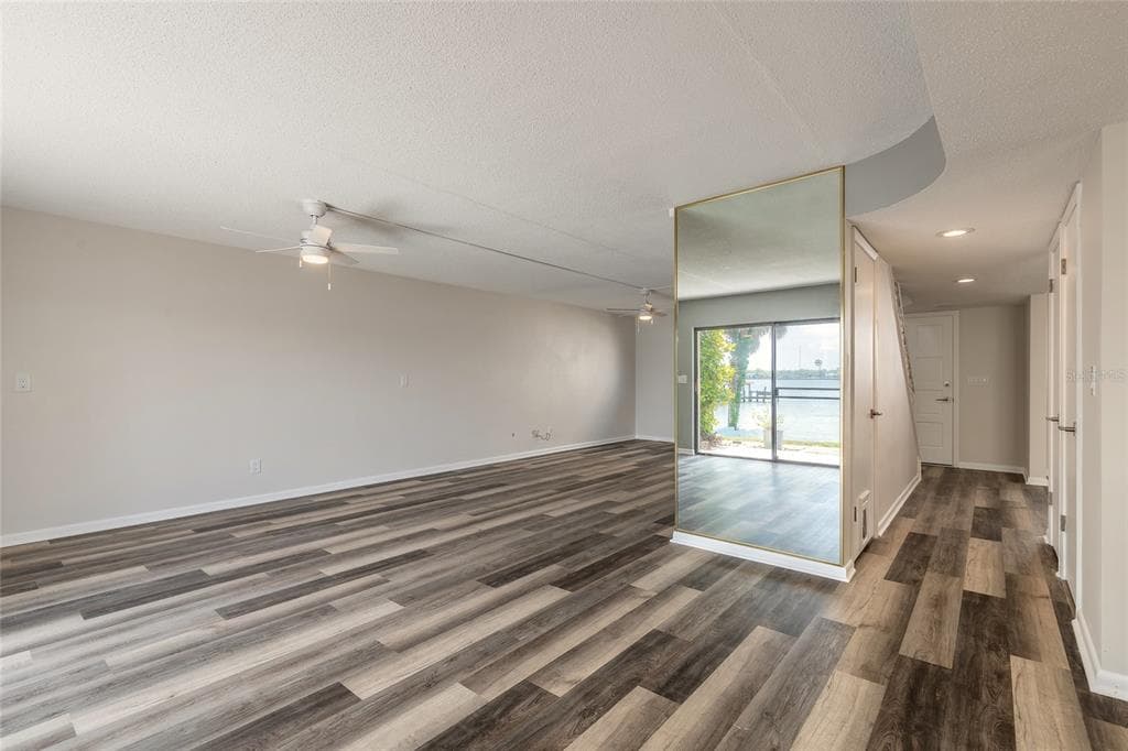 625 N HALIFAX AVENUE 23 photo 9