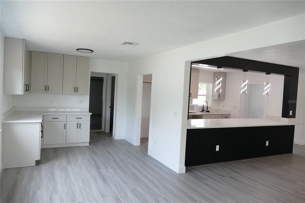3202 TRADEWINDS TRAIL photo 6