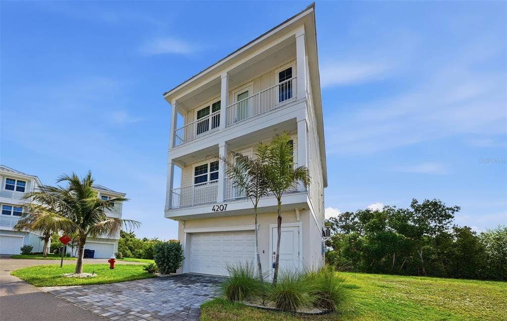 4207 MARINA VIEW WAY photo 3