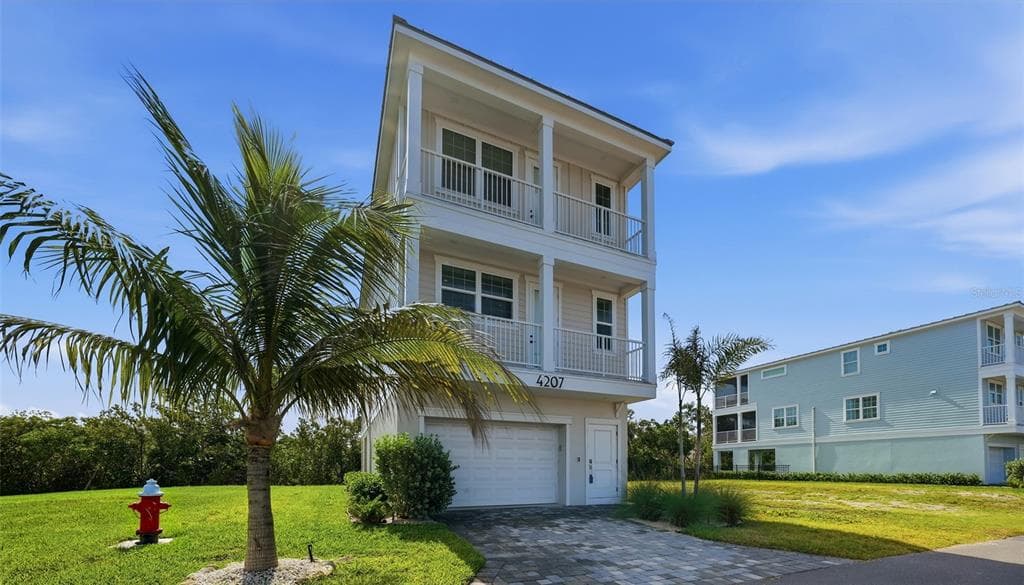 4207 MARINA VIEW WAY photo 1