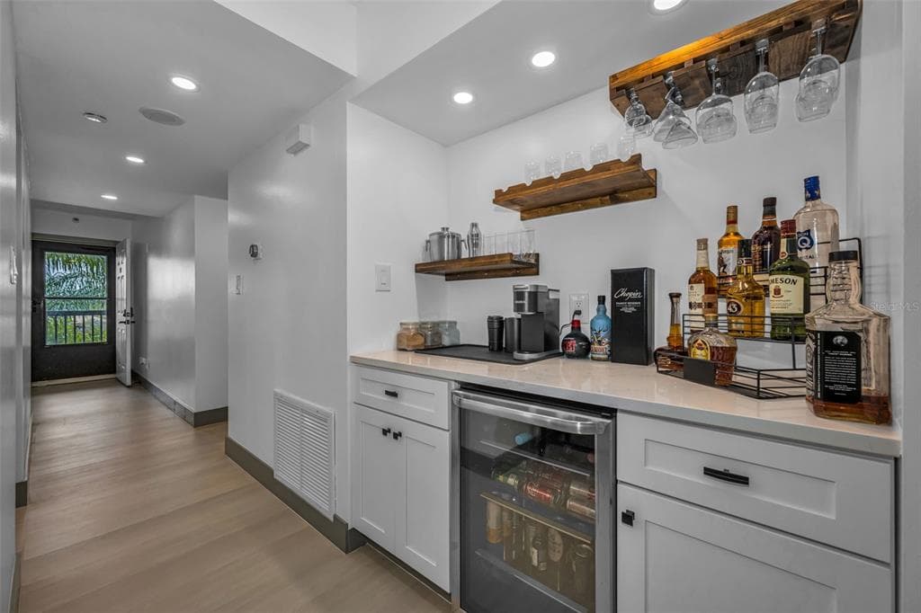 5400 PARK ST. NORTH 303 photo 6