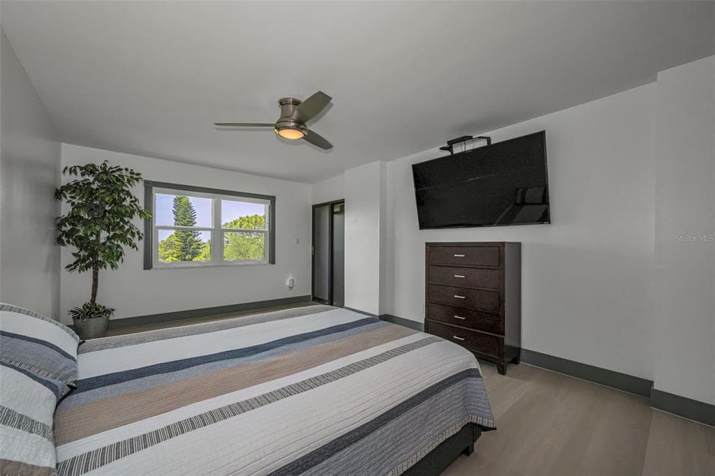 5400 PARK ST. NORTH 303 photo 22
