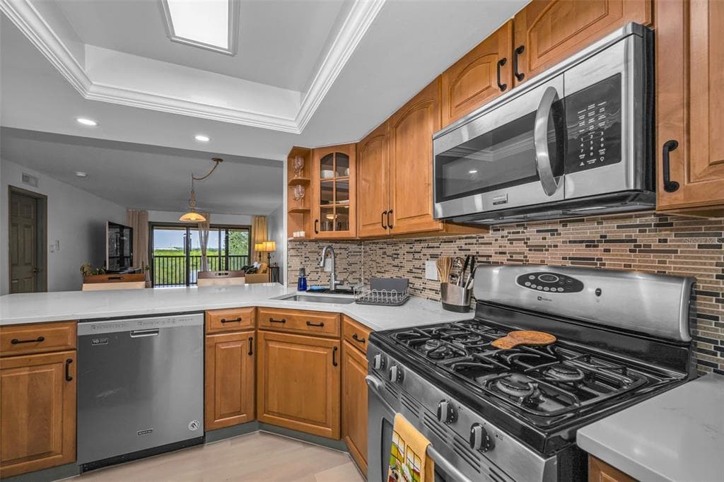5400 PARK ST. NORTH 303 photo 3