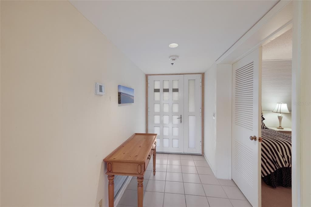 1095 GULF OF MEXICO DRIVE 102 photo 6