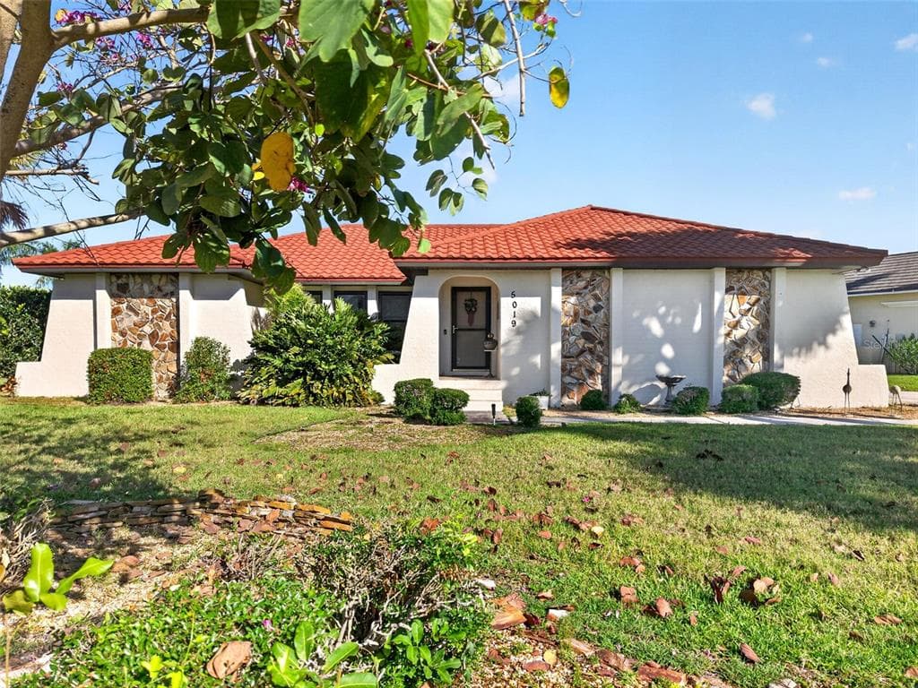 5019 SAN MASSIMO DRIVE photo 2