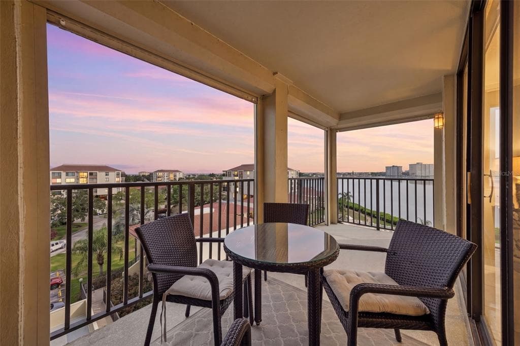 6322 PALMA DEL MAR BOULEVARD S 606 photo 23