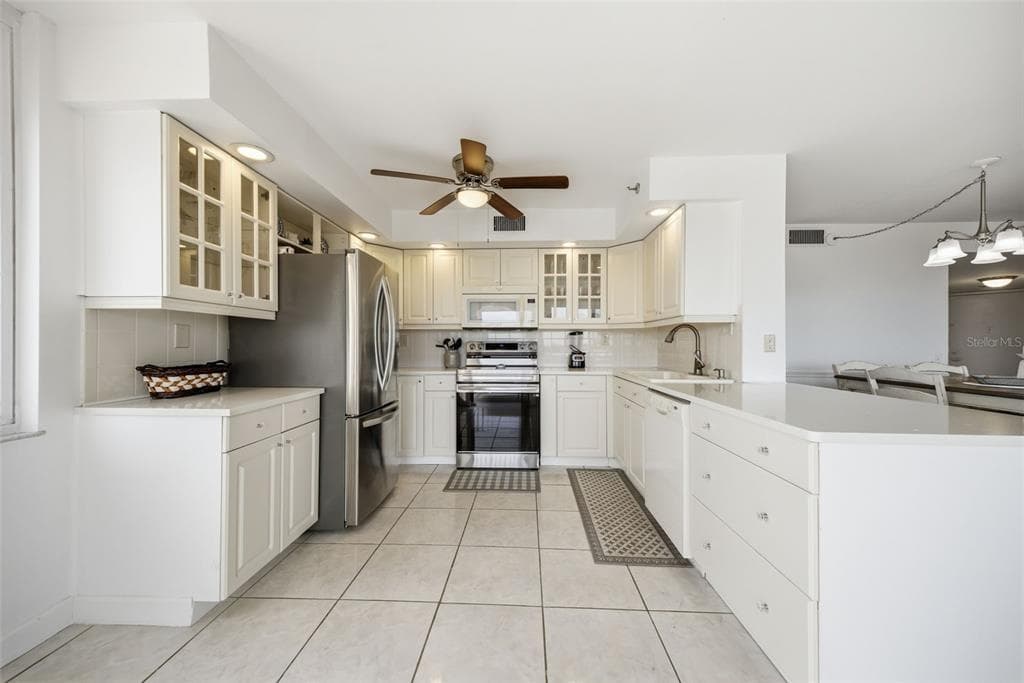 6322 PALMA DEL MAR BOULEVARD S 606 photo 10