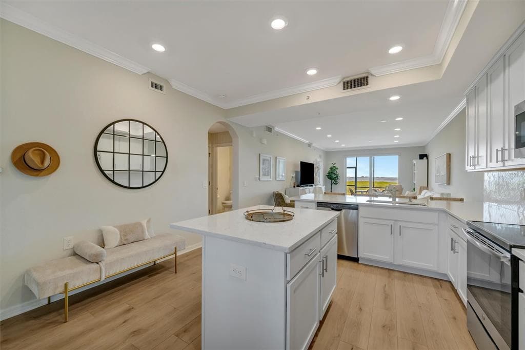 850 TIDEWATER SHORES LOOP 105 photo 9