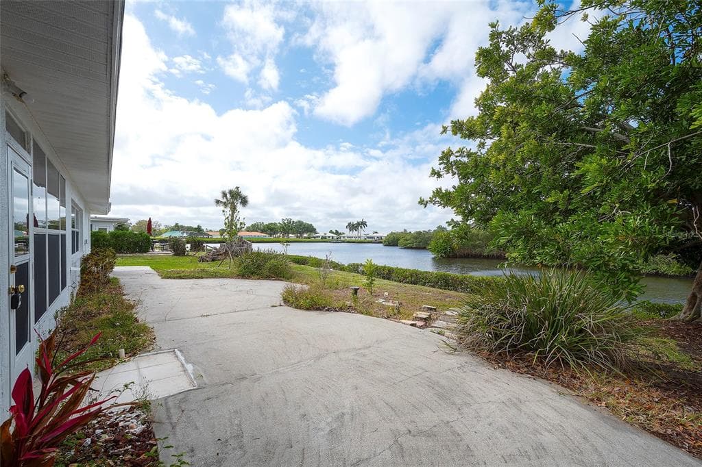 3810 JOYCE DRIVE photo 25