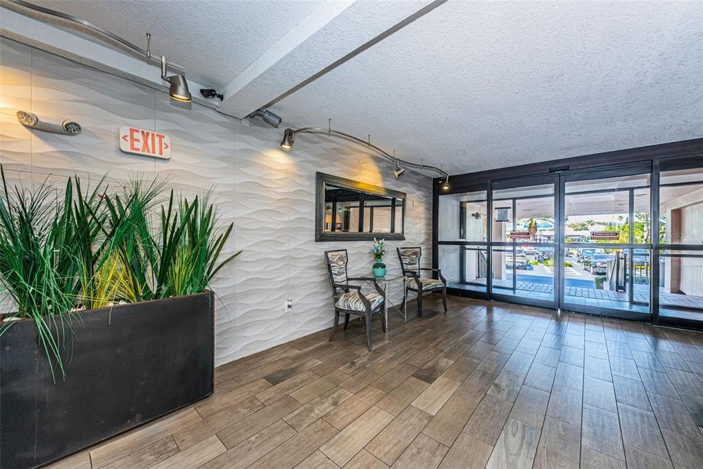 51 ISLAND WAY 306 photo 11