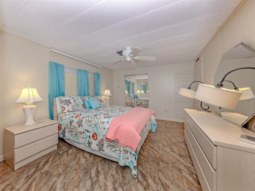 132 MARTINIQUE ROAD photo 16