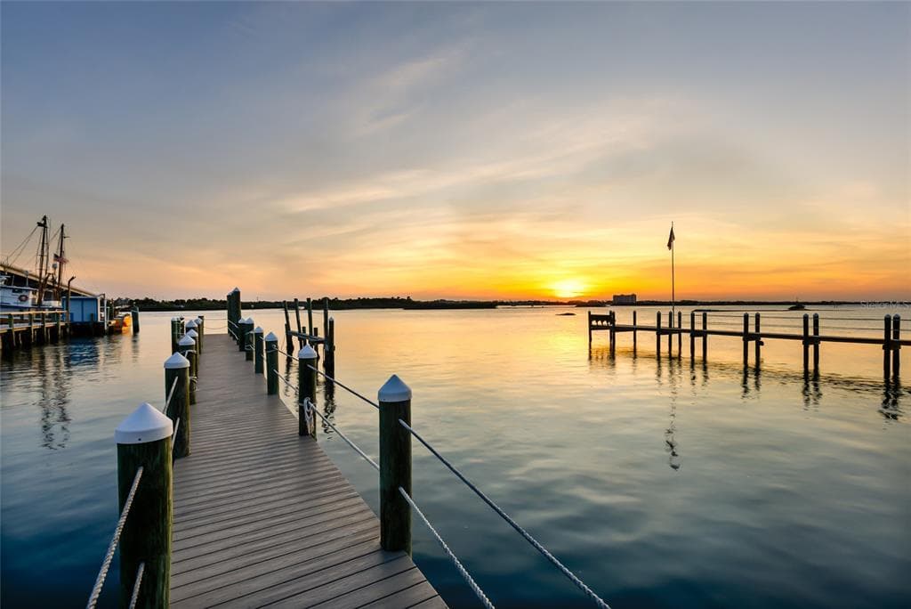 122 CORAL WAY 3
