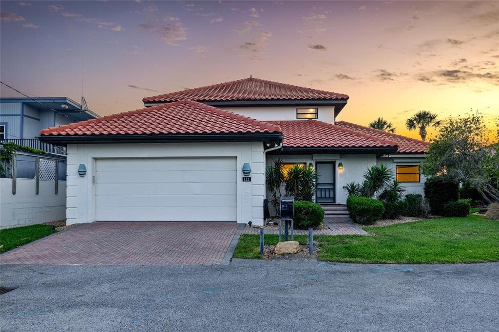122 CORAL WAY 5