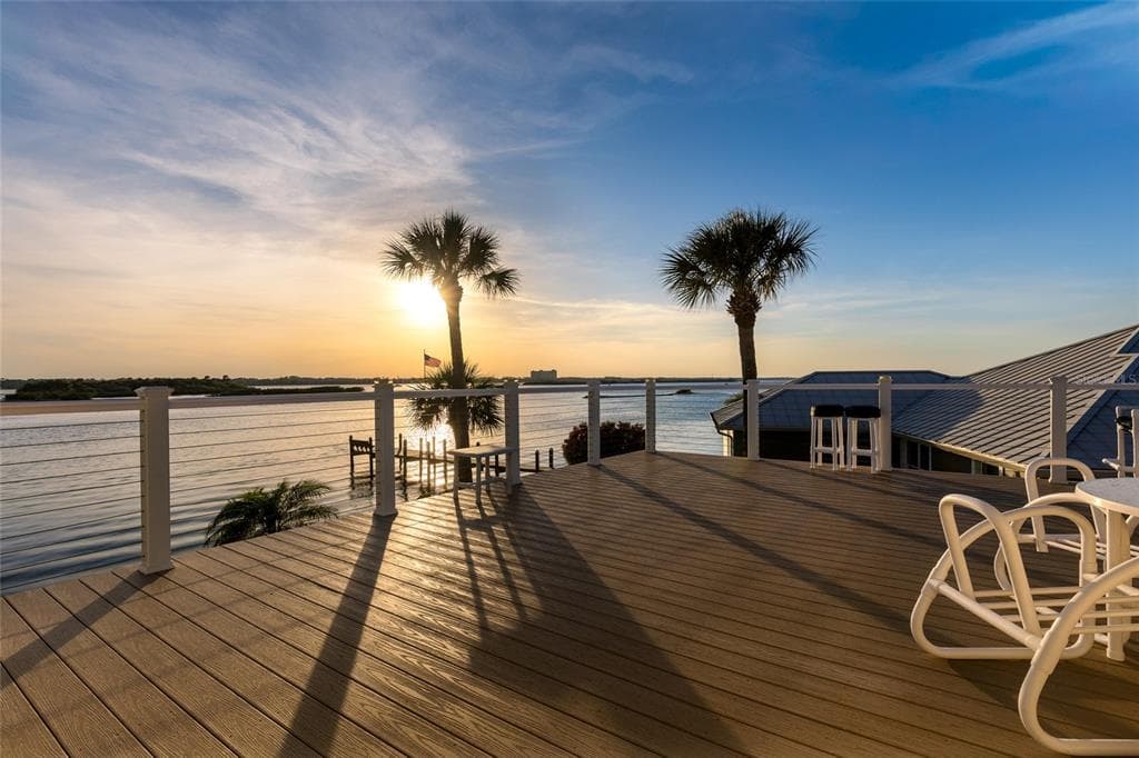 122 CORAL WAY photo 10