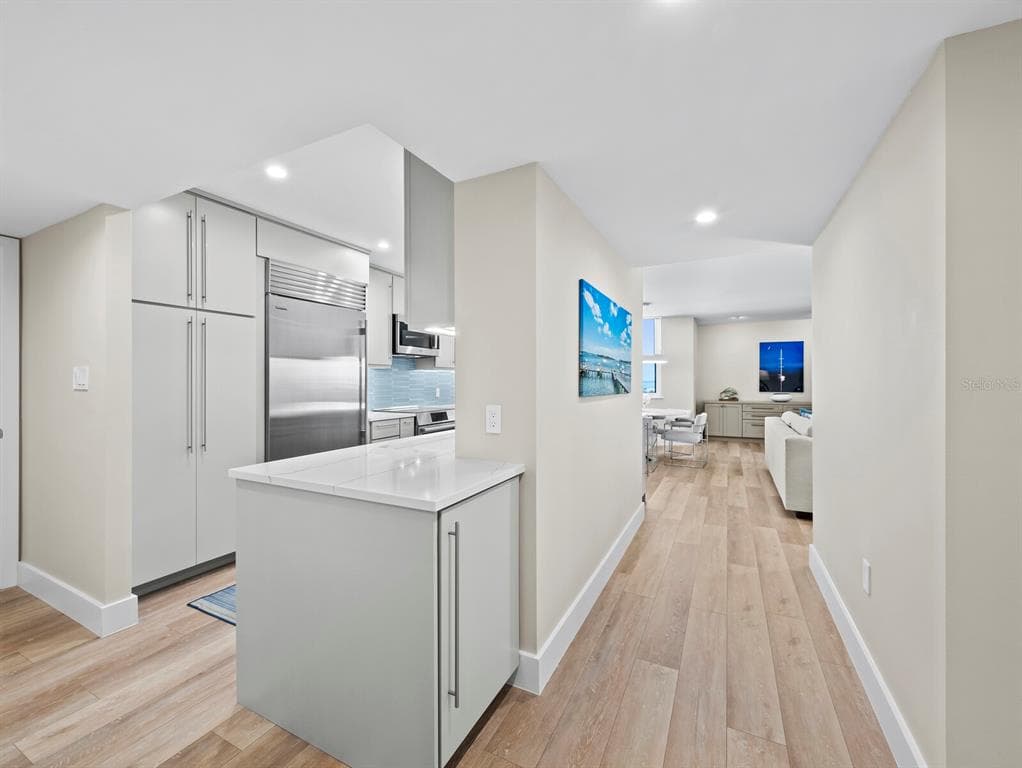 1050 LONGBOAT CLUB ROAD 903 photo 13