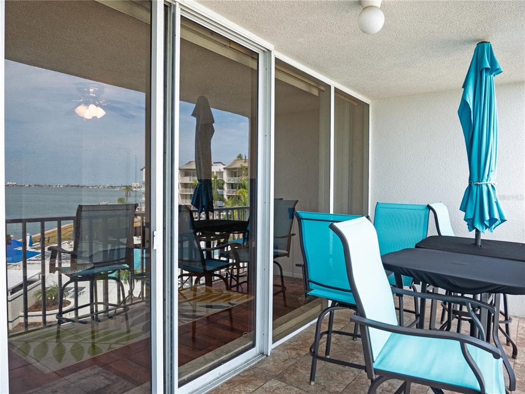 5155 ISLA KEY BOULEVARD S 307 photo 17