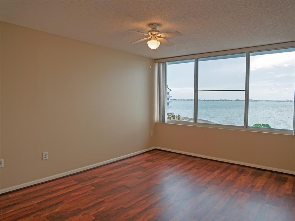 5155 ISLA KEY BOULEVARD S 307 photo 20