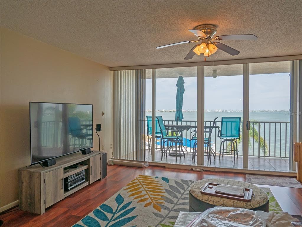 5155 ISLA KEY BOULEVARD S 307 photo 15
