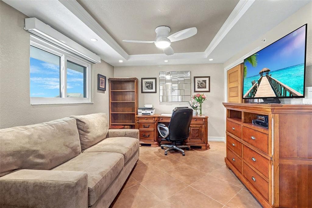 2504 GULF BOULEVARD 304 photo 22