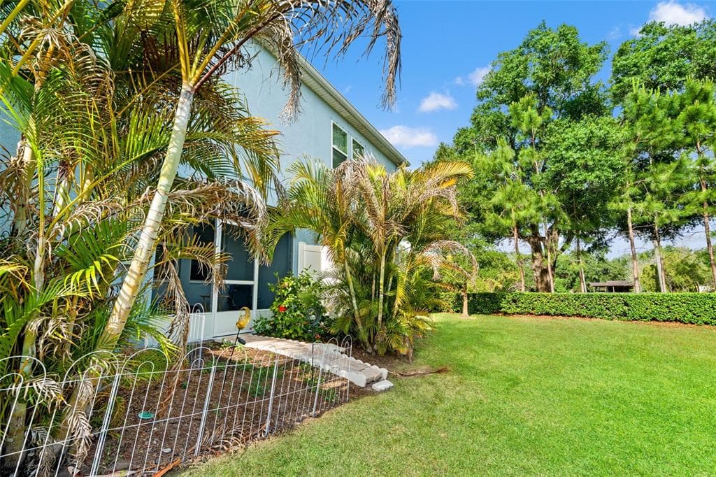 6612 CITRUS CREEK LANE photo 17