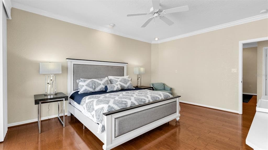200 HARBOR WALK DRIVE 251 photo 23