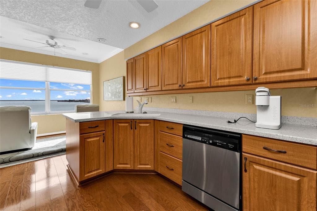 200 HARBOR WALK DRIVE 251 photo 14