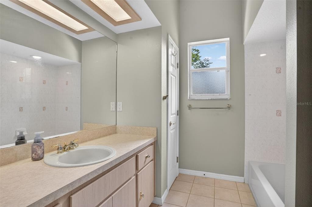 9363 TOOKE SHORE DRIVE photo 17