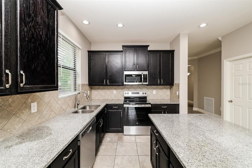 10152 CELTIC ASH DRIVE photo 14