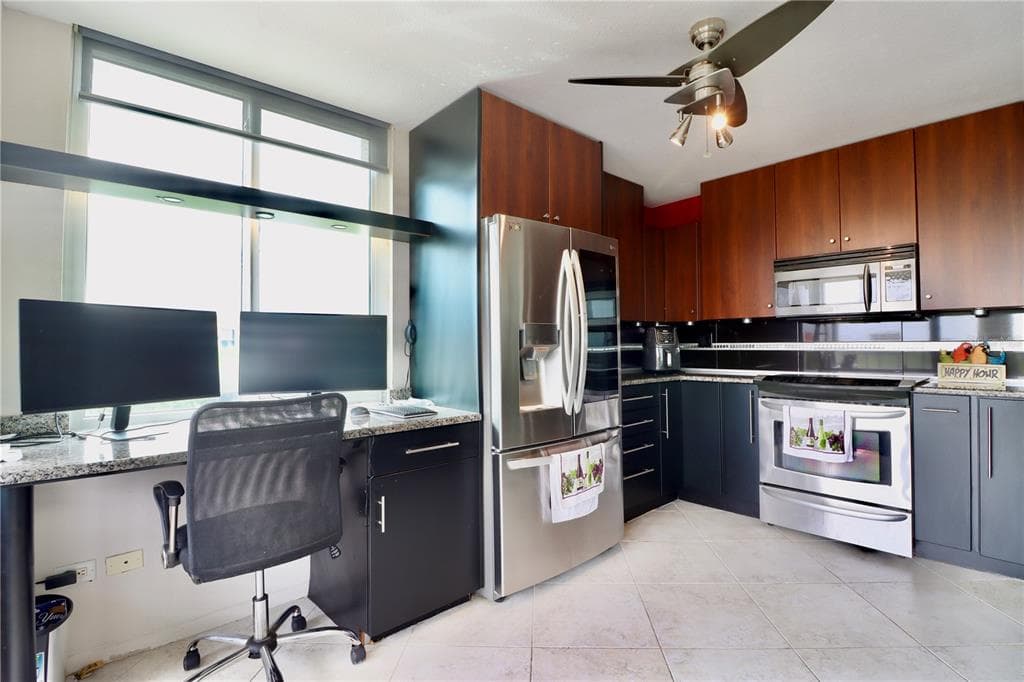 6219 PALMA DEL MAR BOULEVARD S 504 photo 8