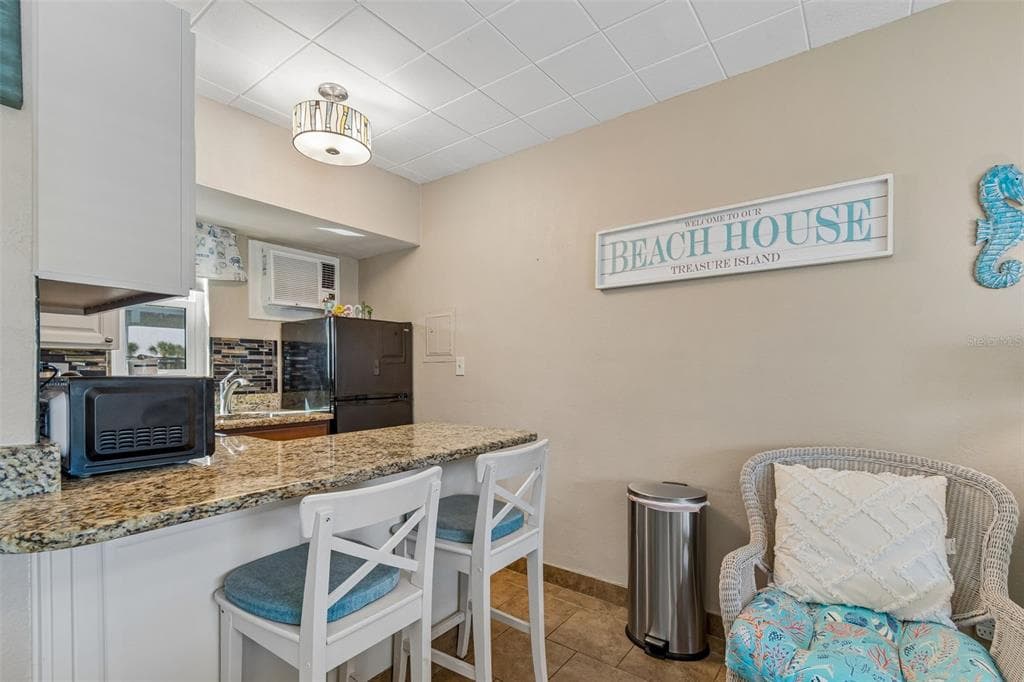 11730 GULF BOULEVARD 31 photo 7
