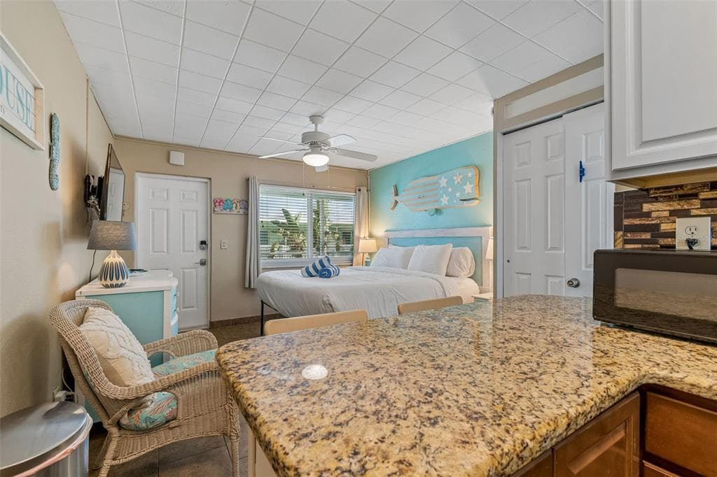 11730 GULF BOULEVARD 31 photo 8