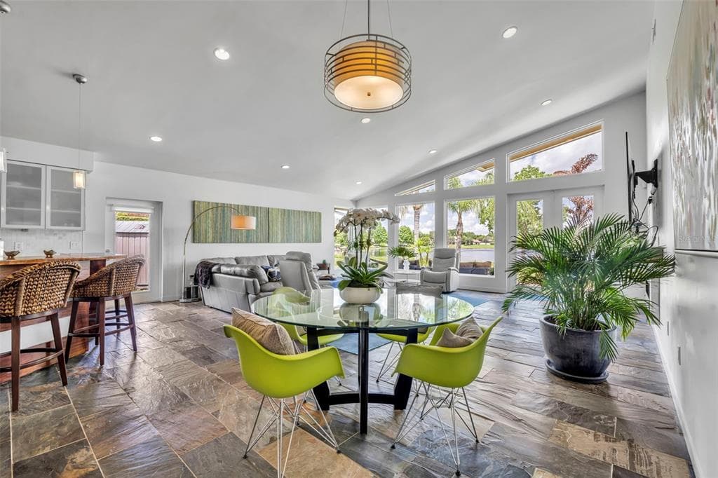 1841 LAKE SPIER DRIVE photo 6