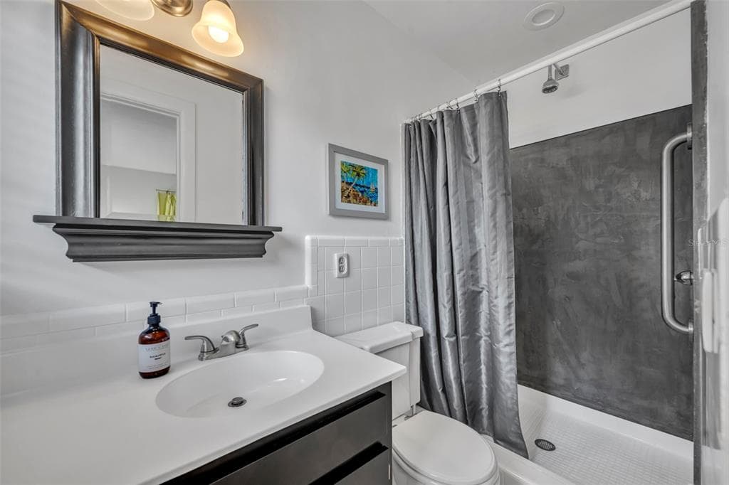 1841 LAKE SPIER DRIVE photo 22