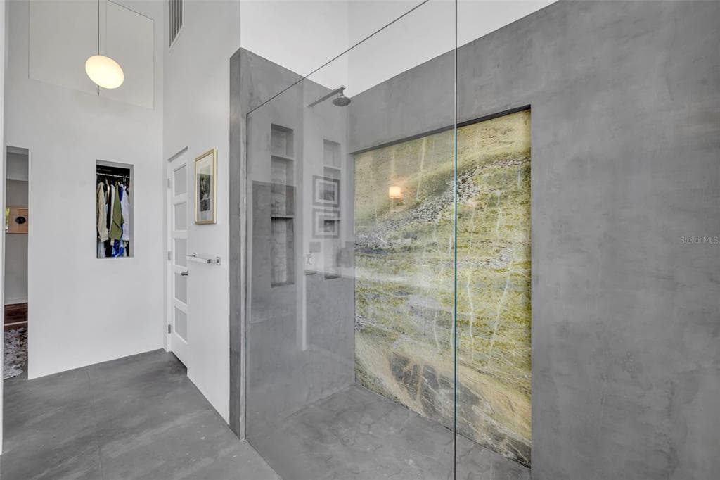 1841 LAKE SPIER DRIVE photo 18