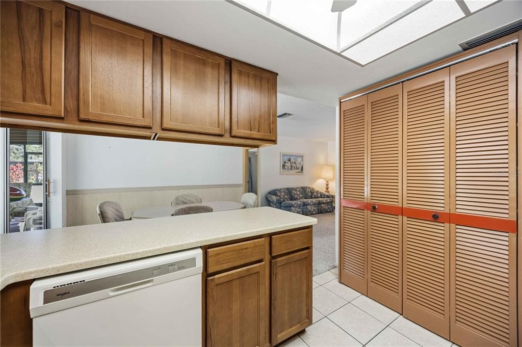 3112 SAINT JAMES STREET photo 23