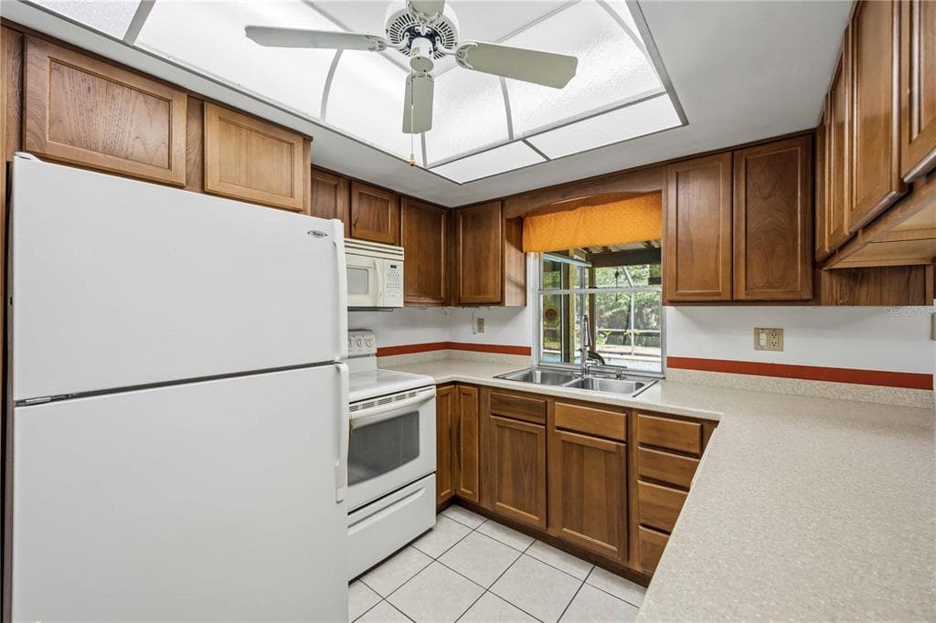 3112 SAINT JAMES STREET photo 18