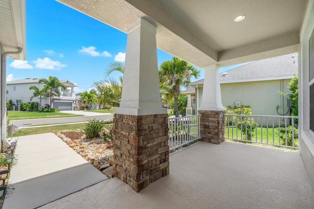 5633 MAIDENSTONE WAY photo 9