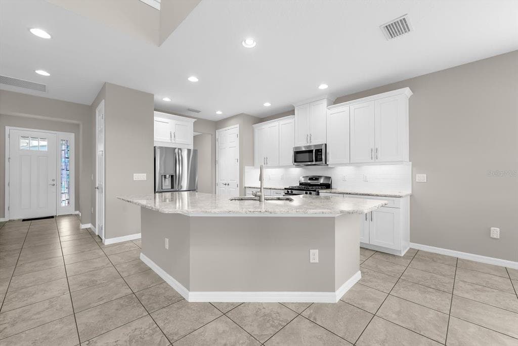 5633 MAIDENSTONE WAY photo 14