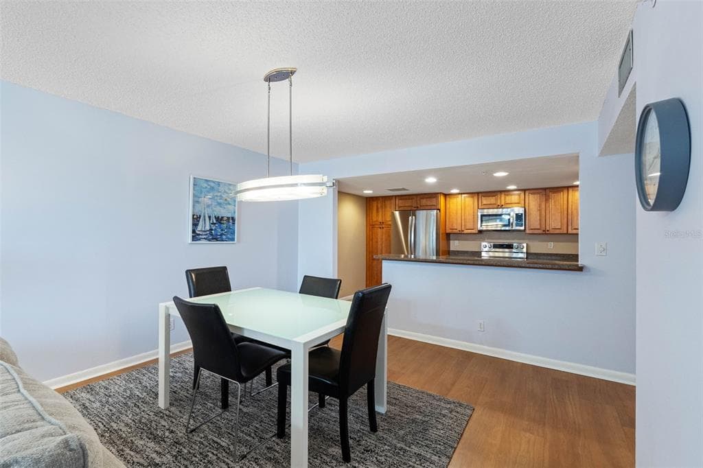 1480 GULF BOULEVARD 1011 photo 6
