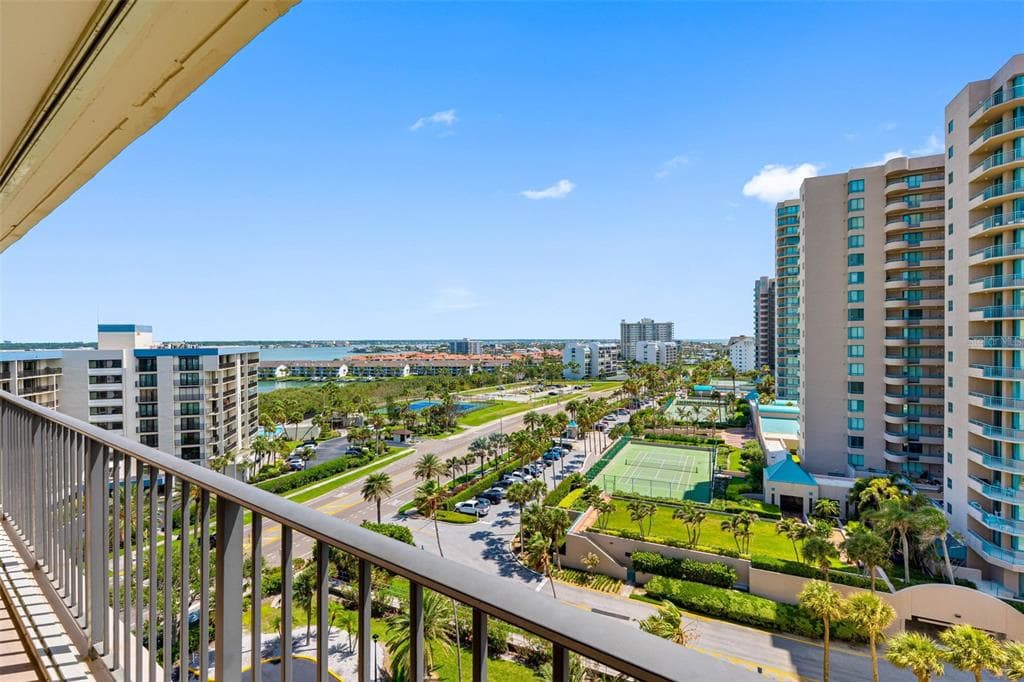 1480 GULF BOULEVARD 1011 photo 15