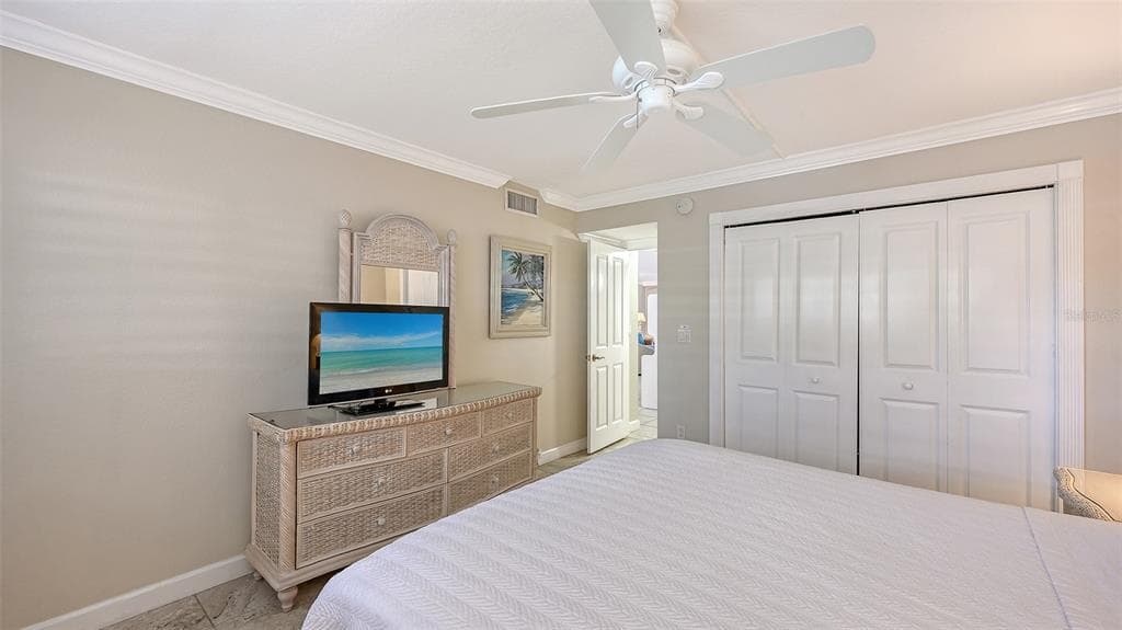 4325 GULF OF MEXICO DRIVE 103 photo 21