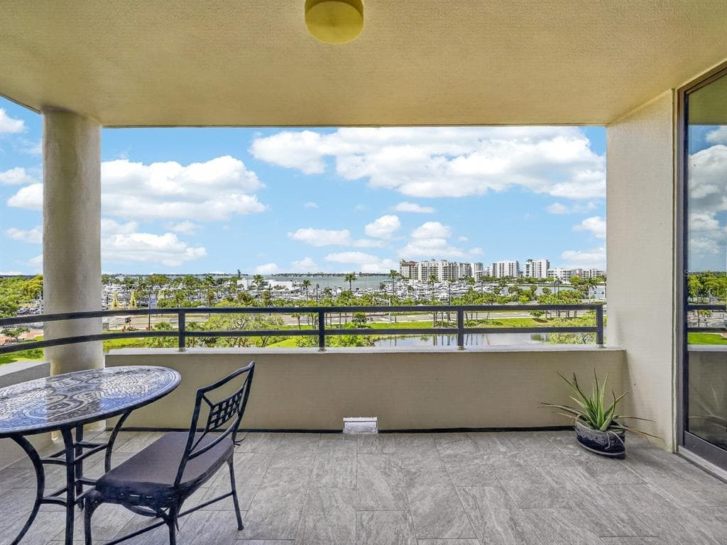 1255 N GULFSTREAM AVENUE 507 photo 9