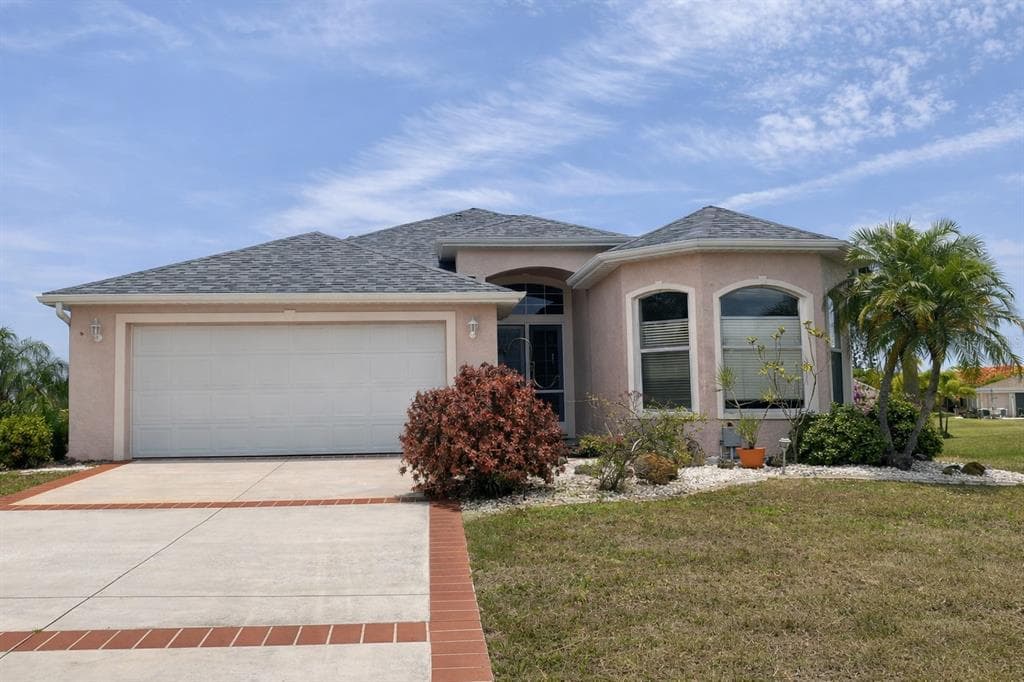 18146 AVONSDALE CIRCLE photo 1