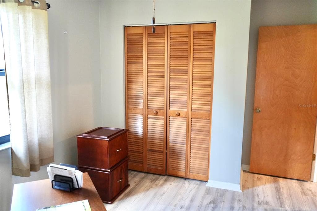 10046 CHARLEMONT AVENUE photo 17