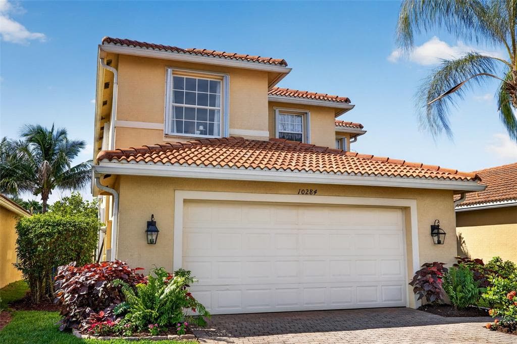 10284 CREPE JASMINE LANE photo 2