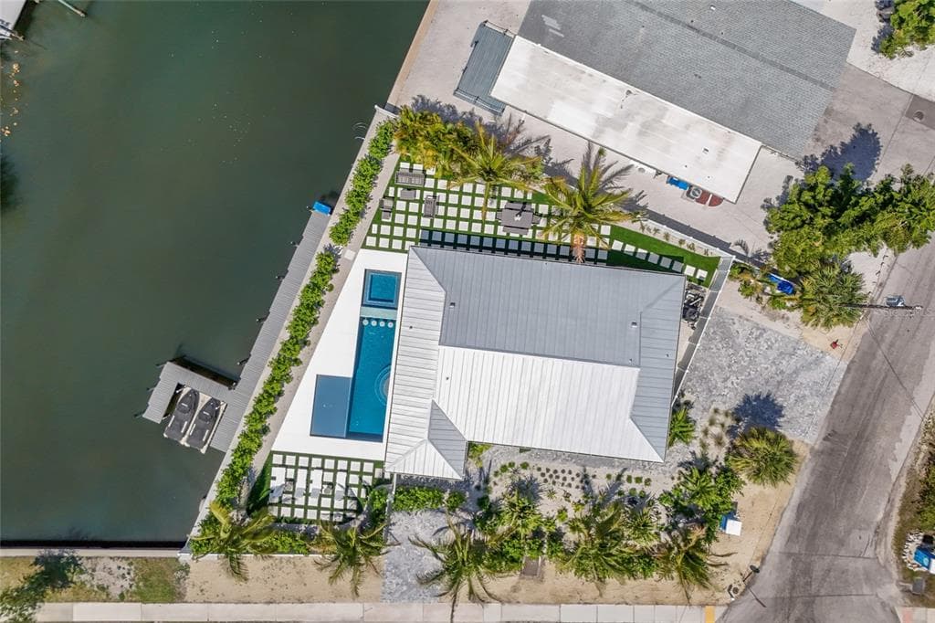 6401 MARINA DRIVE photo 3