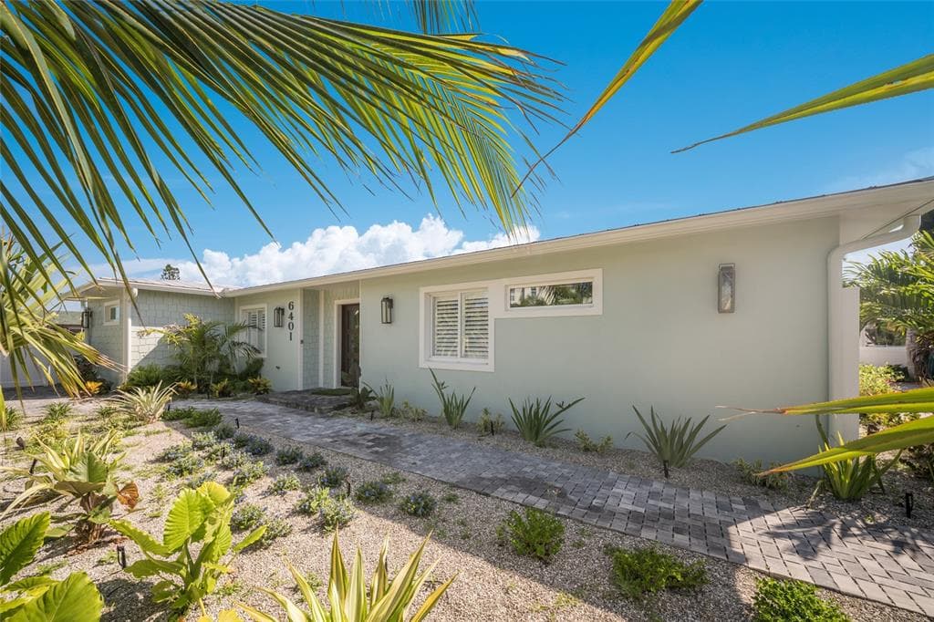 6401 MARINA DRIVE photo 4