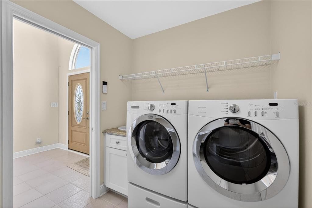 3640 HARBORVIEW COURT photo 12